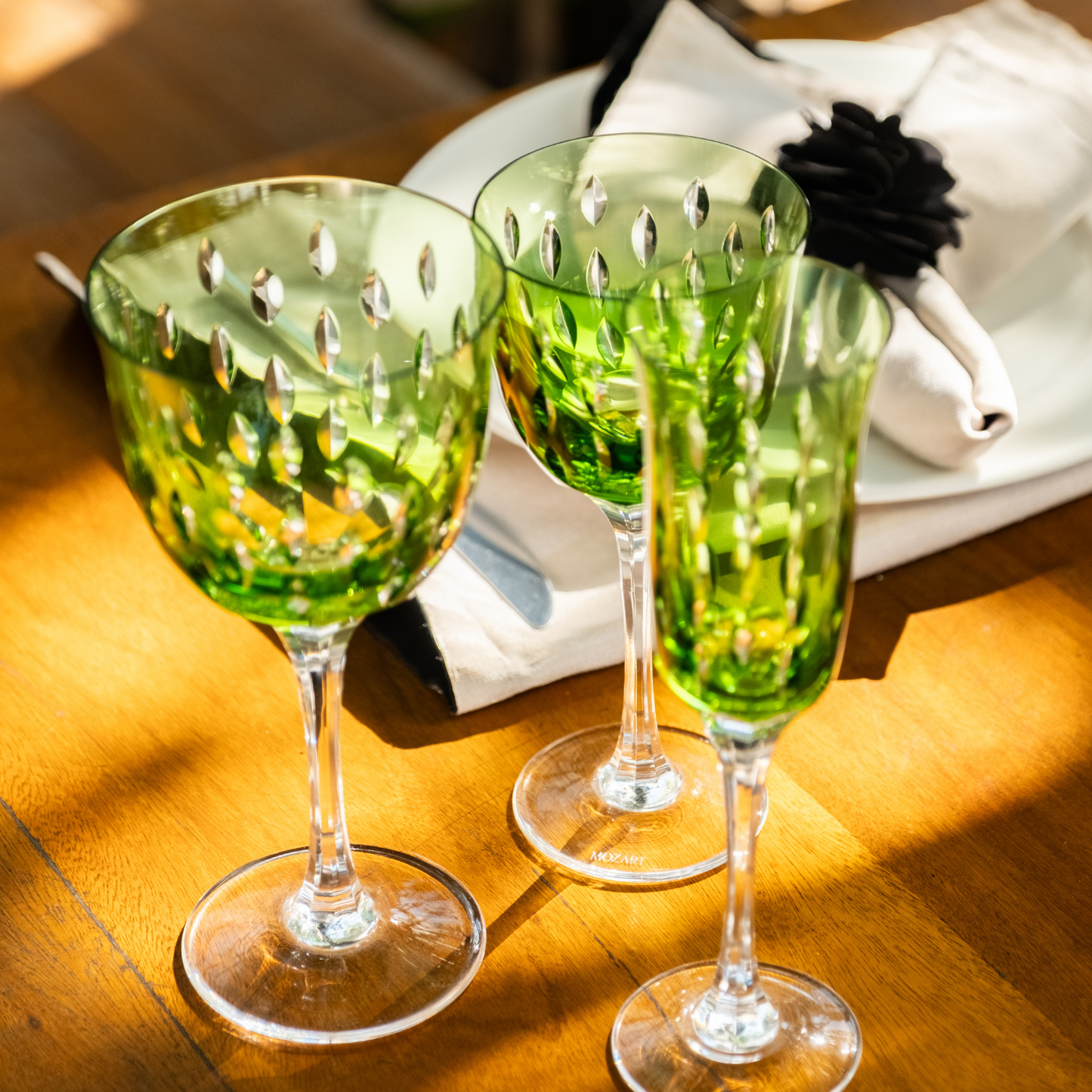 Taça de Cristal Gotas Lapidado 71 P/ Vinho Tinto Verde Claro | Cristal Blumenau