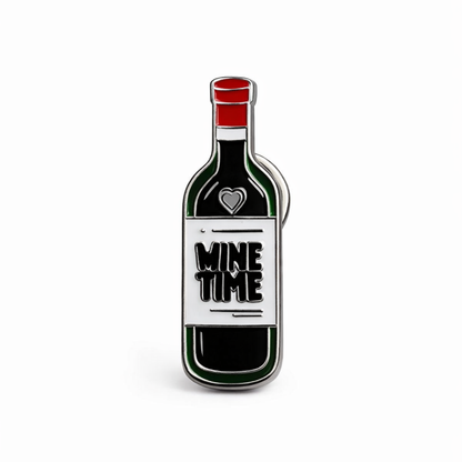 Pin Decorativo Garrafa de Vinho “Wine Time” | Cristal Blumenau